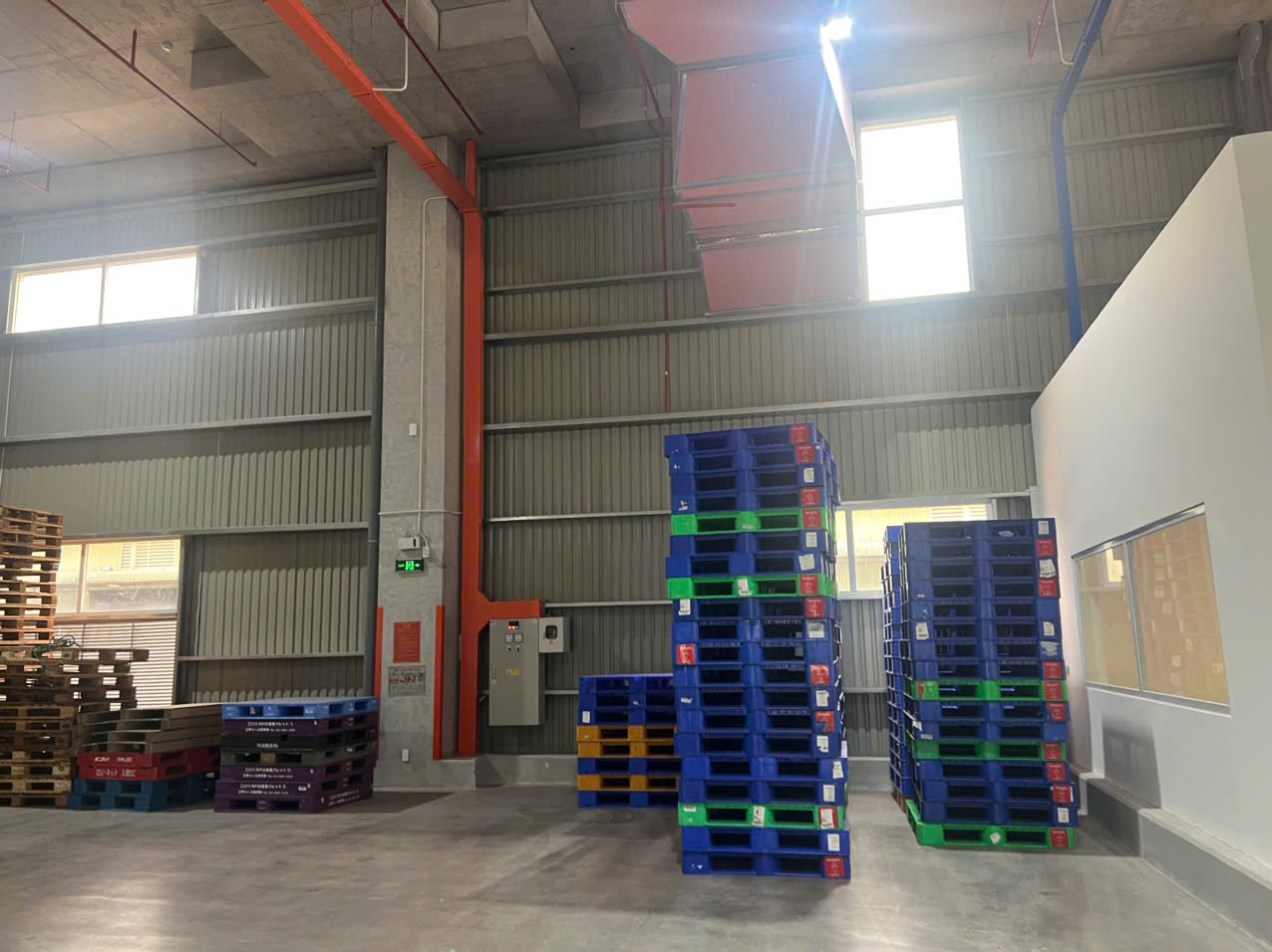 Warehouse for rent in Tan Dong Hiep IP